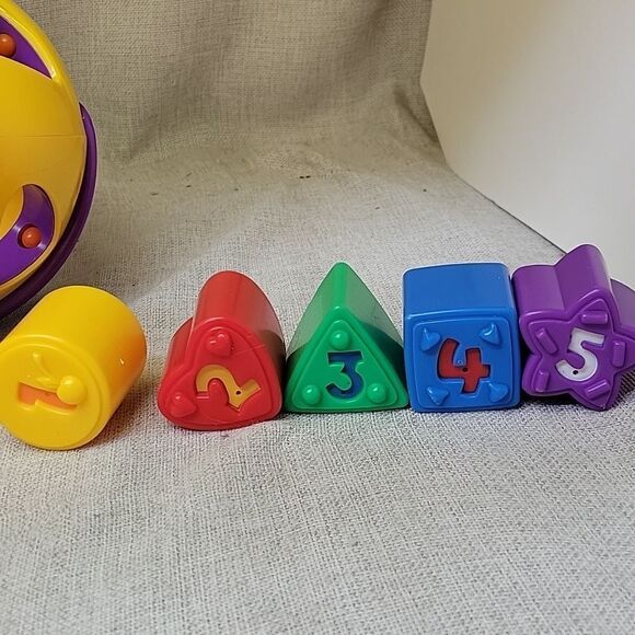 Fisher Price Learn Shapes & Colors VTech Move And Crawl Ball, Bumpie Ball - Picture 7 of 12